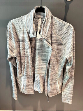 Lululemon Athletica Space Dye Hooded Jacket – Size 10